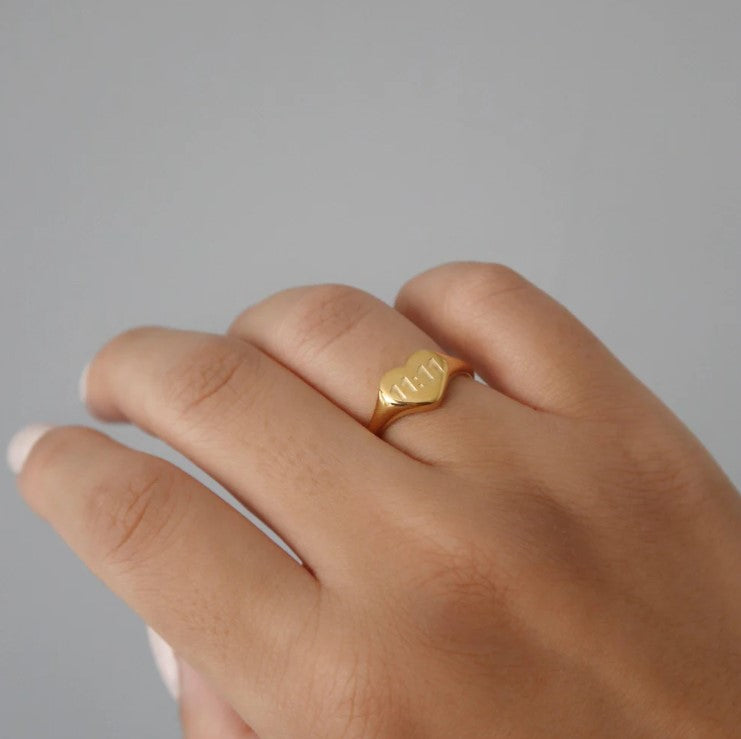 Anillo Eleven
